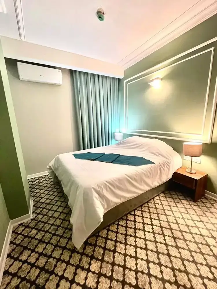 هتل ققنوس - بندانگشتی 2