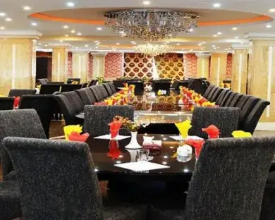 هتل زاگرس اراک - بندانگشتی 3