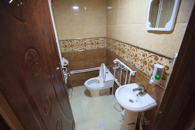 هتل حیات اردبیل - بندانگشتی 6