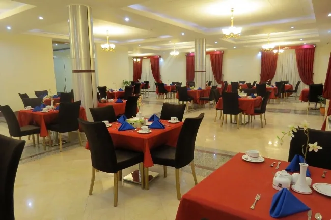 هتل نیکان بافق - بندانگشتی 4