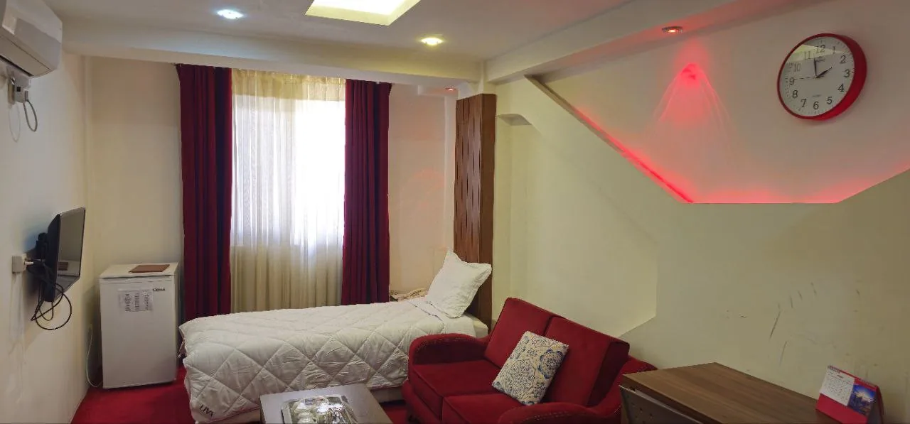 اتاق یک تخته