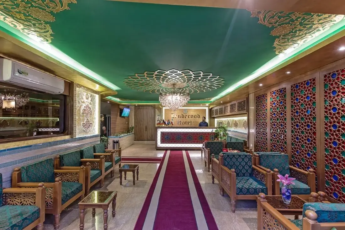 هتل زنده رود اصفهان - بندانگشتی 3