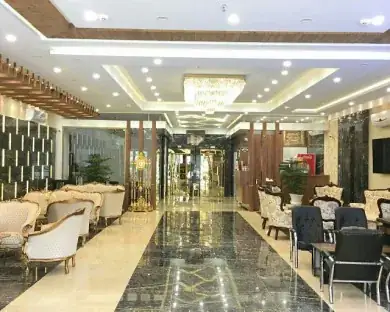 هتل آپارتمان سفیر همدان - بندانگشتی 2
