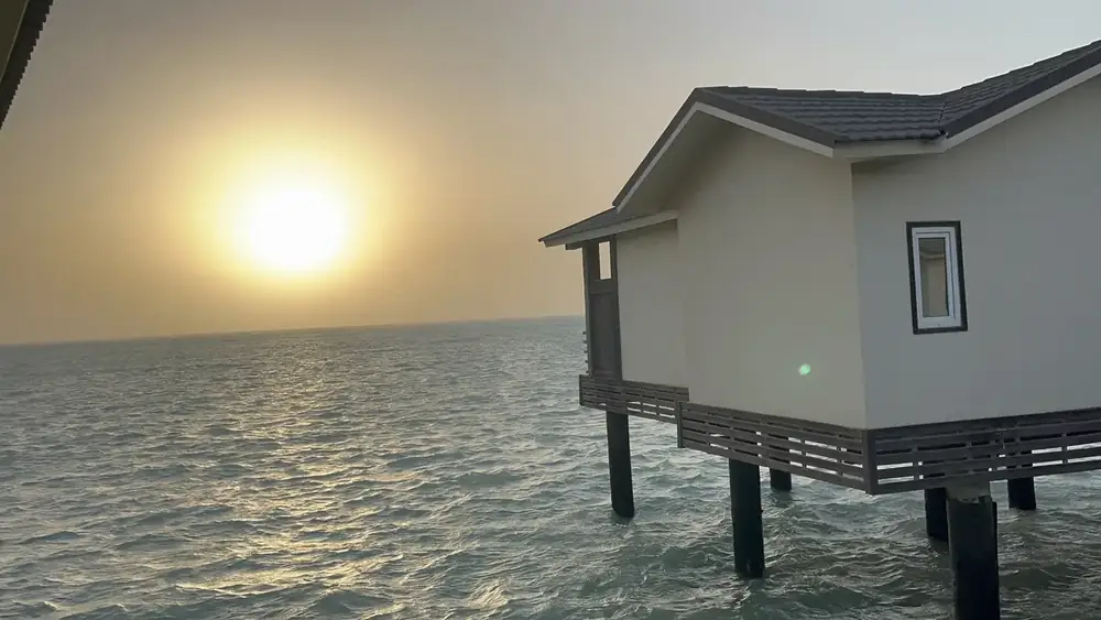 هتل ترنج - بندانگشتی 3