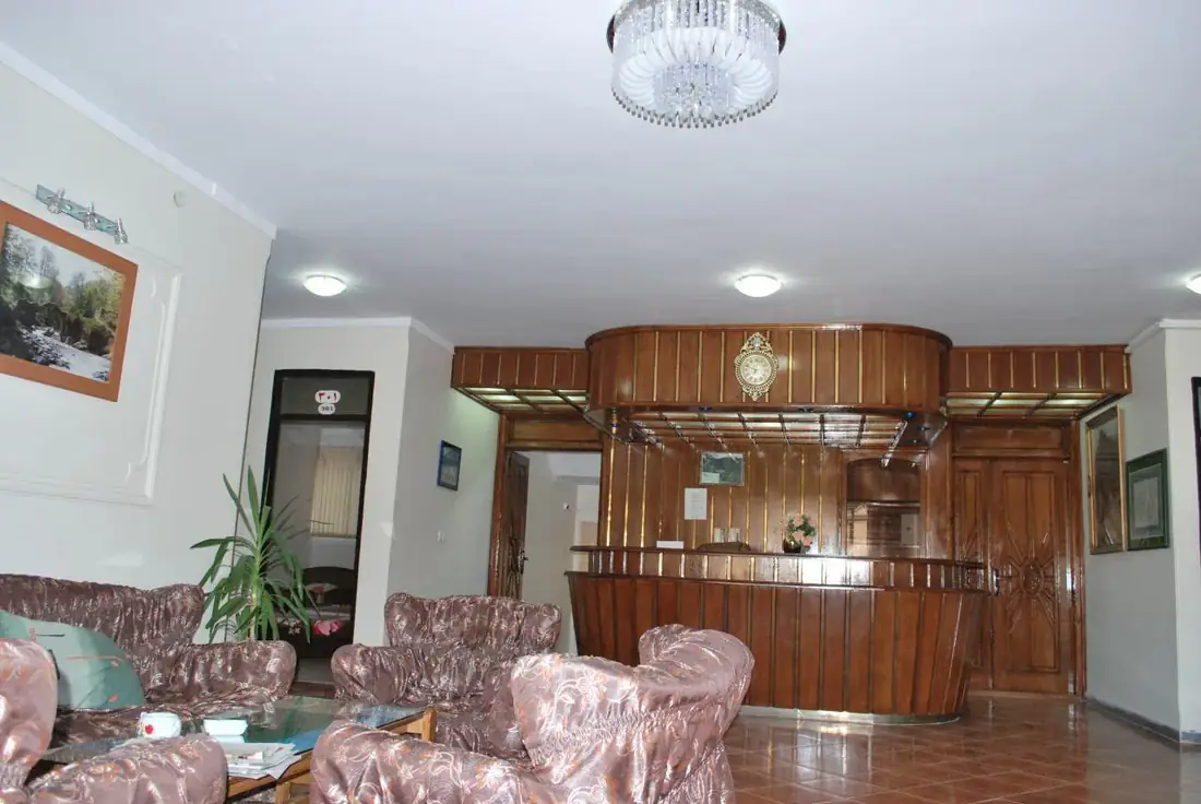 آپارتمان دو خوابه پنج نفره