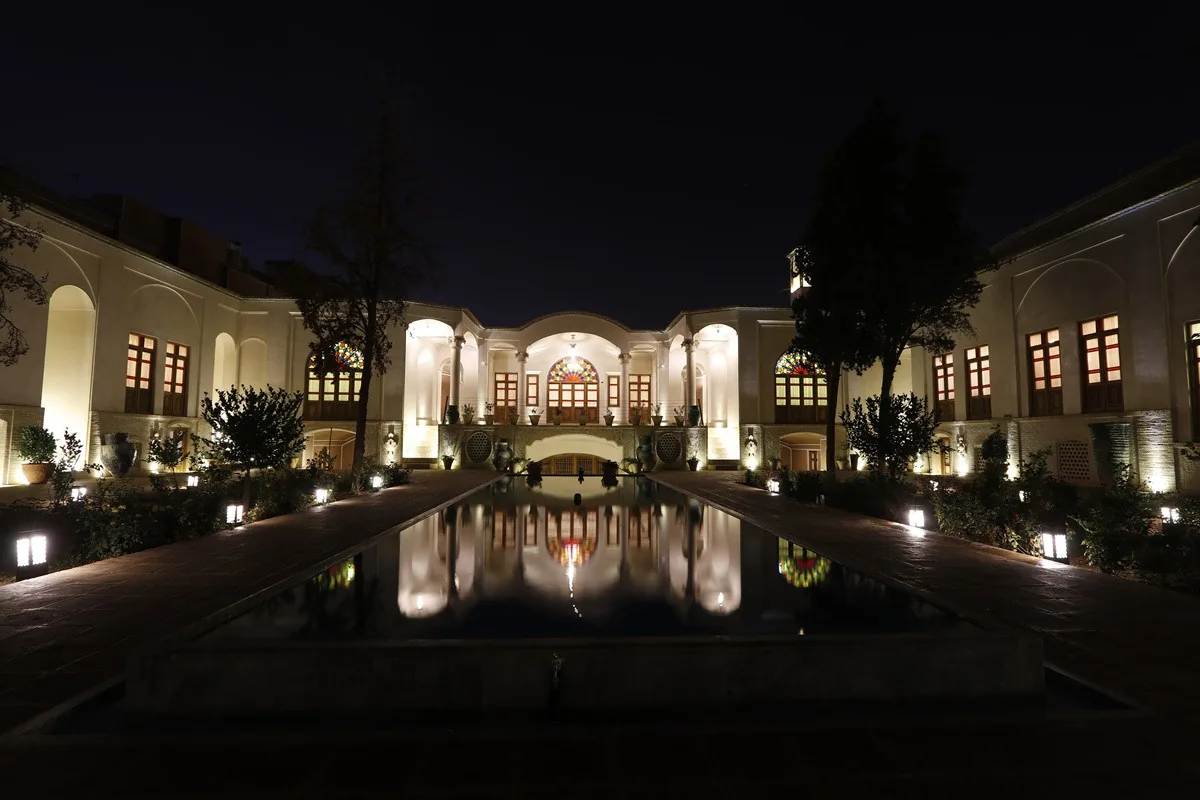 هتل عمارت ماندگار کاشان - بندانگشتی 2