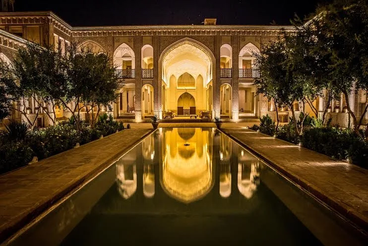 هتل خانه عامری ها کاشان - بندانگشتی 2