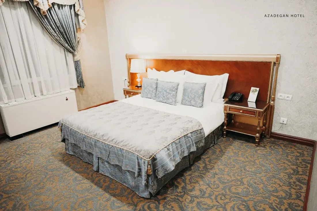 اتاق یک تخته