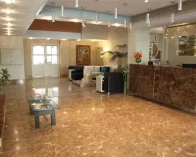 هتل داریوش کرمانشاه - بندانگشتی 2