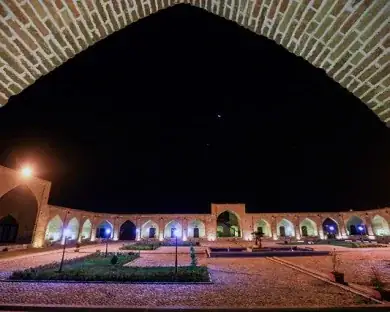 نمای هتل لاله بیستون در کرمانشاه