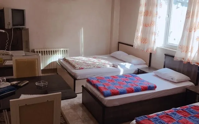 اتاق چهار تخته