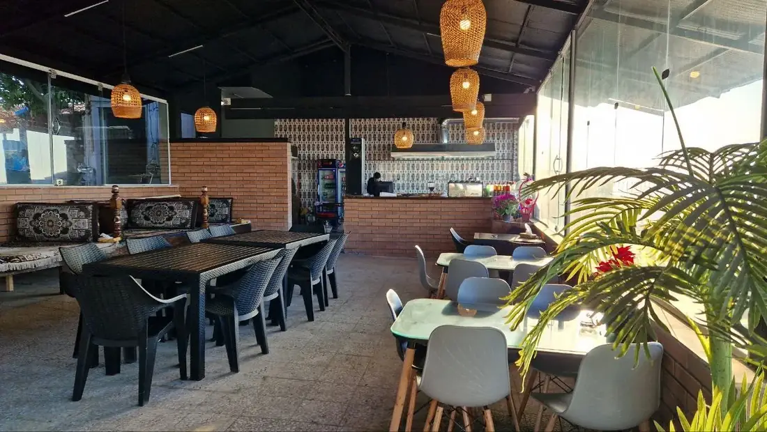 هتل شهر قصه محمودآباد - بندانگشتی 3