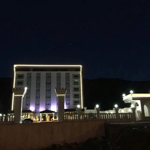 هتل زریوار مریوان - بندانگشتی 5