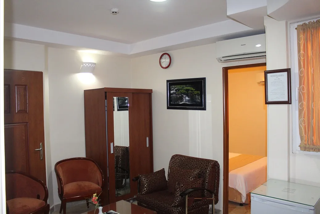 آپارتمان یک خوابه سه نفره (آپارتمان دو نفره+سرویس اضافه)