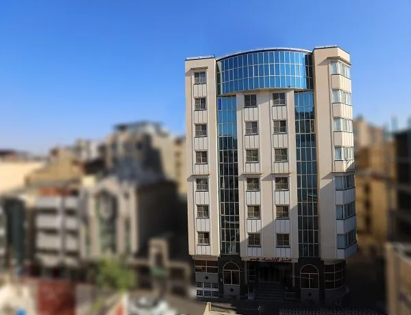 نمای هتل آپارتمان مهر مشهد در مشهد