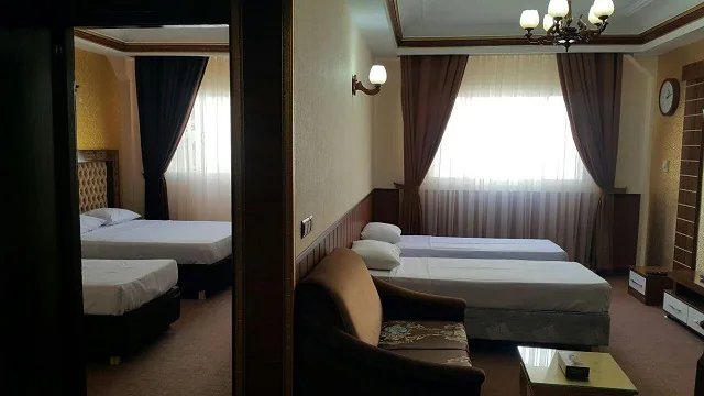 آپارتمان یک خوابه پنج نفره
