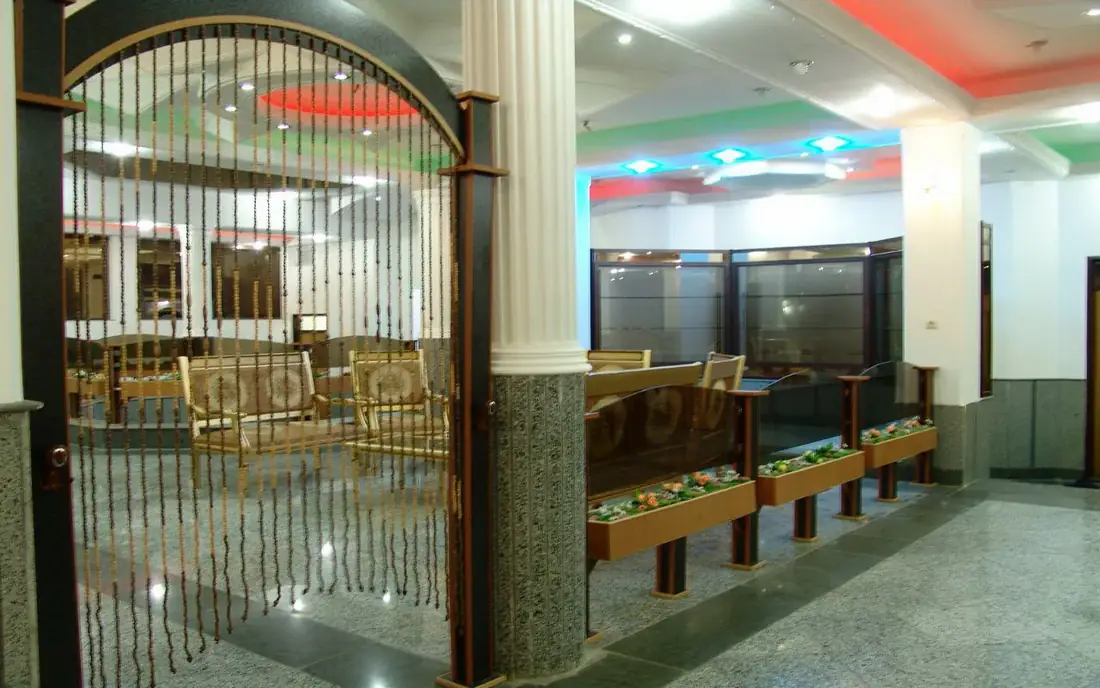 هتل بهجت میبد - بندانگشتی 4