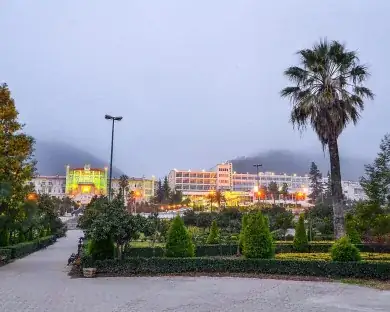 هتل پارسیان آزادی رامسر - بندانگشتی 2