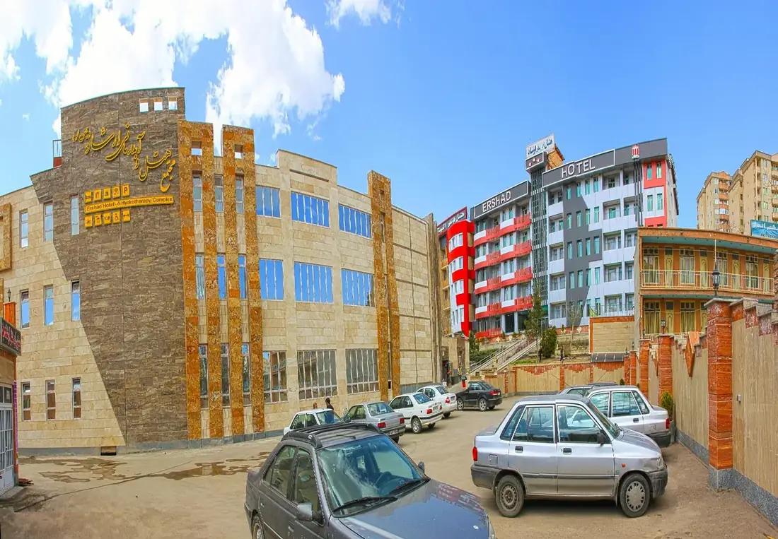 نمای هتل ارشاد سرعین در سرعین