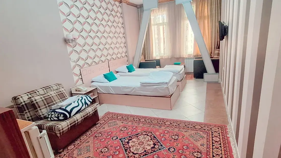سوئیت سه خوابه شش نفره