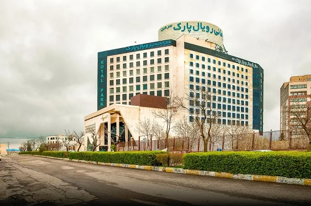 نمای هتل رویال پارک سرعین در سرعین
