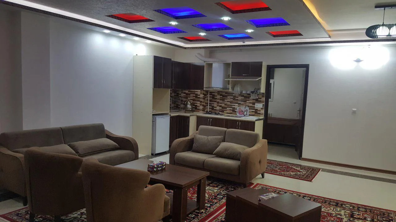 سوئیت پنج تخته جکوزی دار