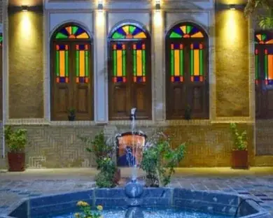 هتل بوتیک اسفنجان - بندانگشتی 3
