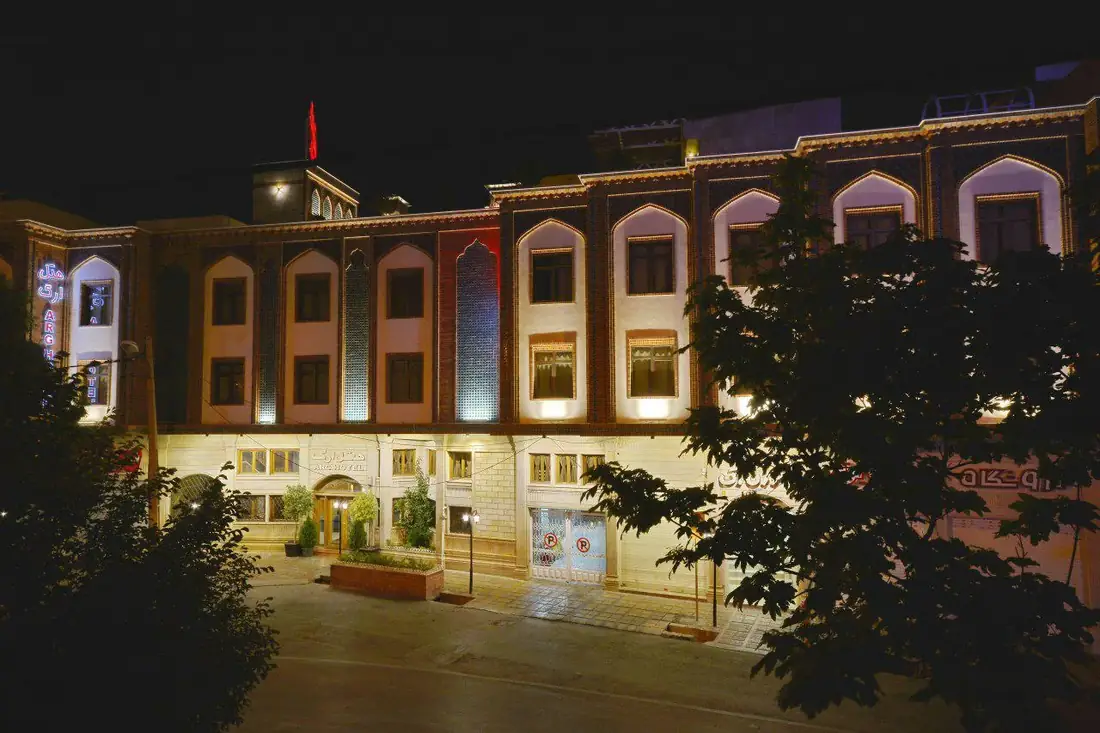هتل ارگ شیراز - بندانگشتی 3