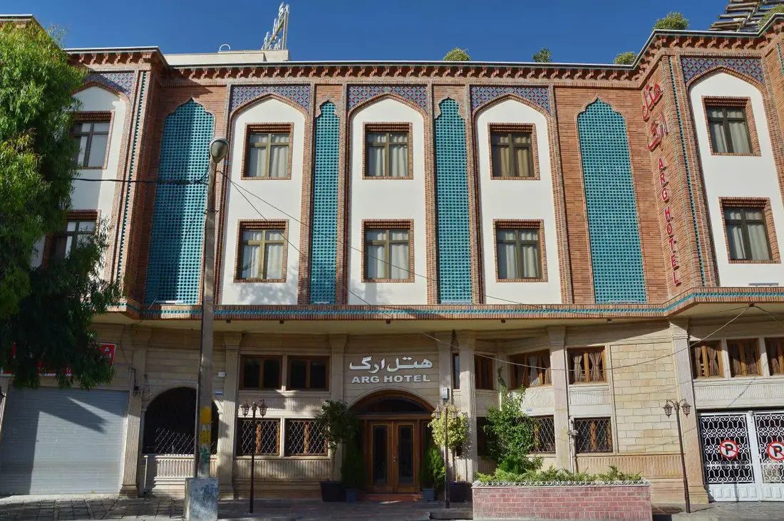 نمای هتل ارگ شیراز در شیراز