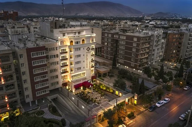 نمای هتل الیزه شیراز در شیراز