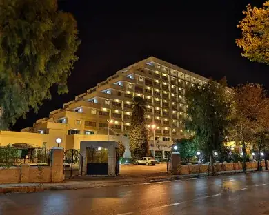 نمای هتل هما شیراز در شیراز
