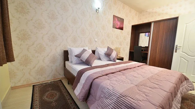 اتاق یک تخته