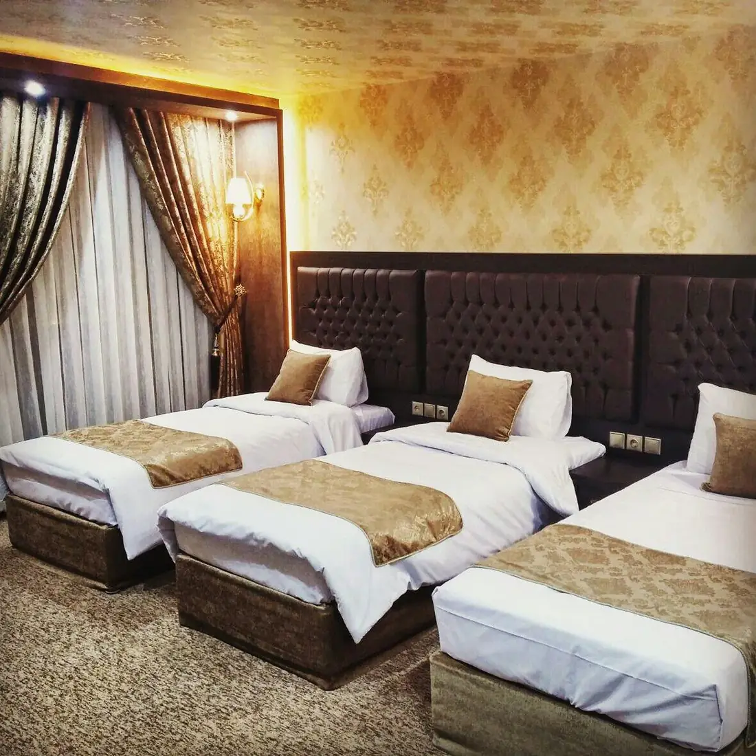اتاق سه تخته
