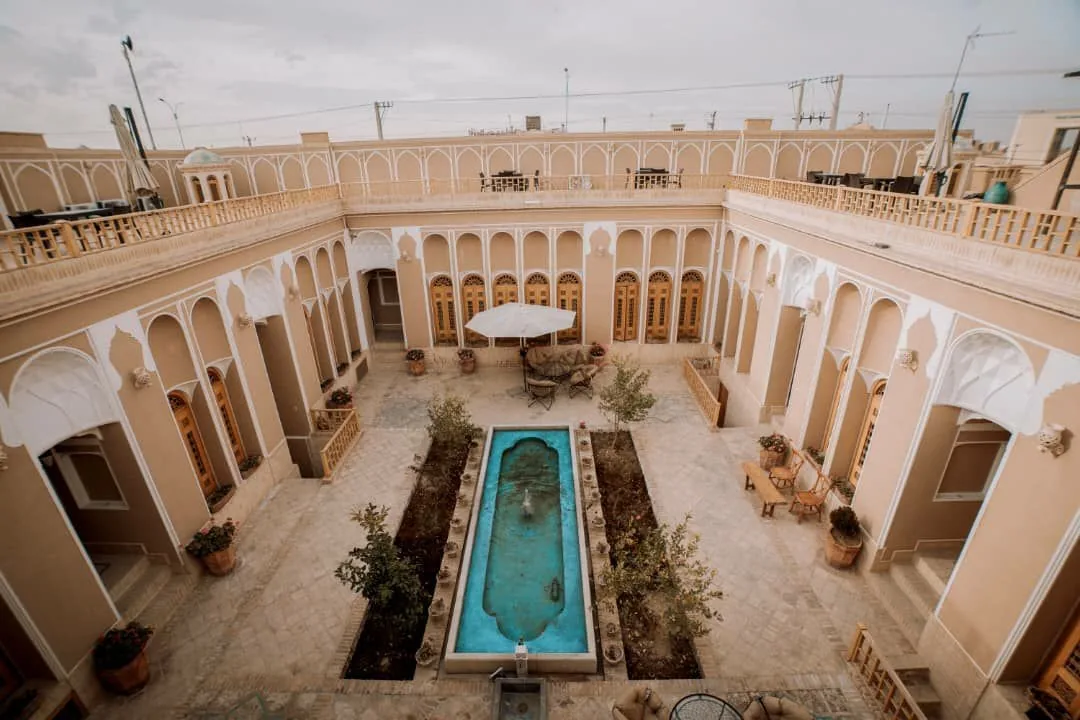هتل دالان یزد - بندانگشتی 6