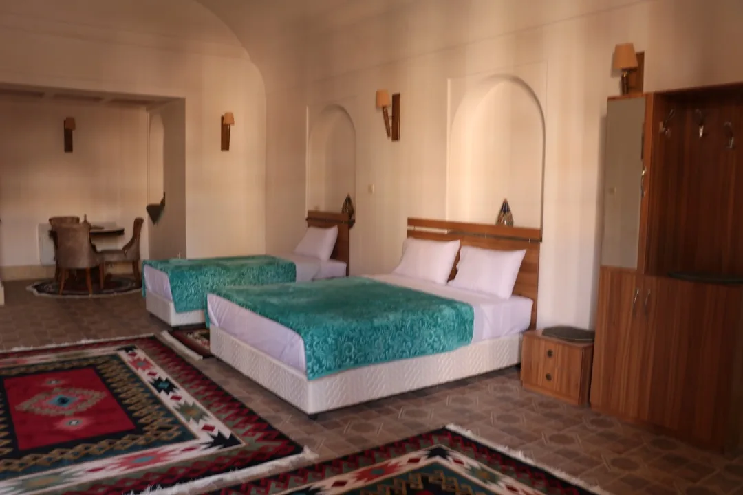 اتاق سه تخته