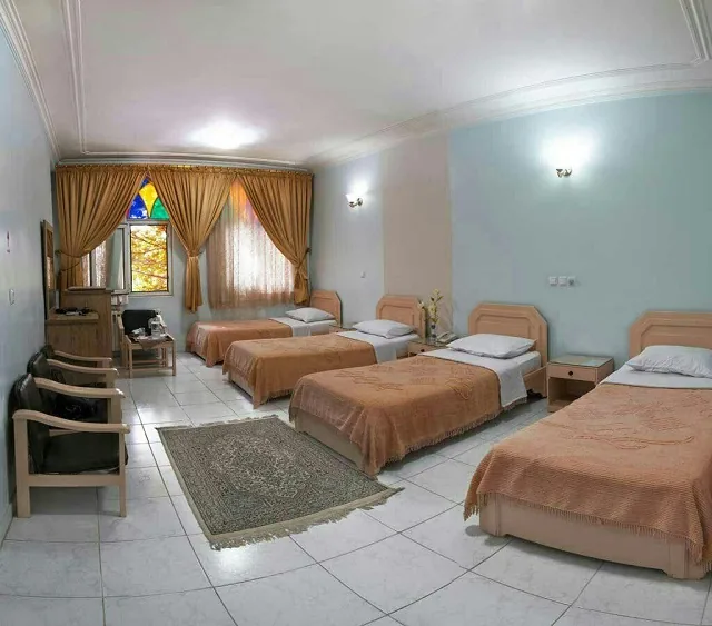 هتل فرهنگ یزد - بندانگشتی 4