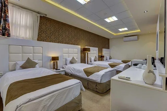 اتاق چهار تخته