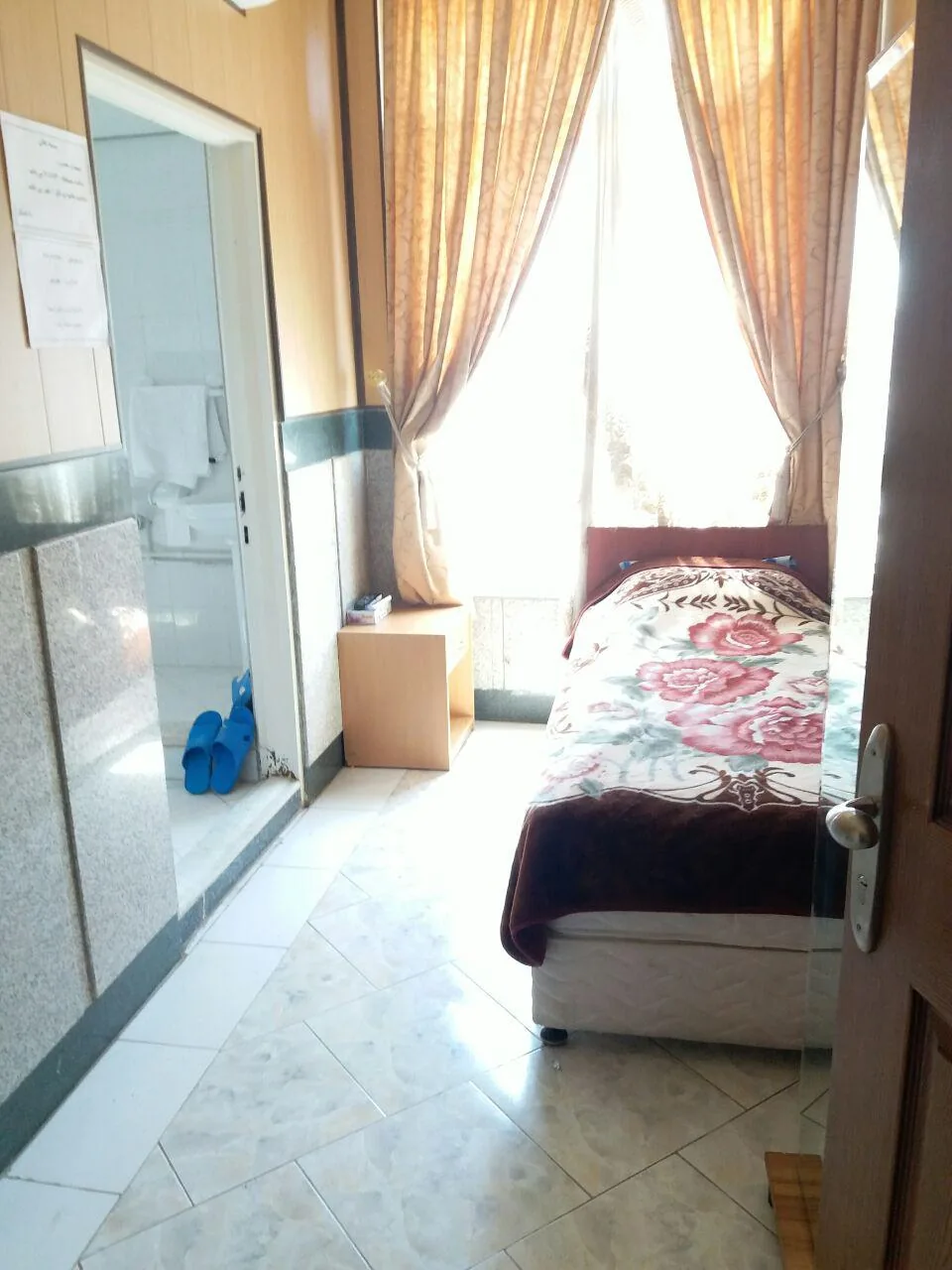 اتاق یک تخته