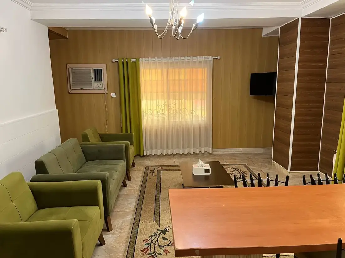 آپارتمان دو خوابه چهار نفره