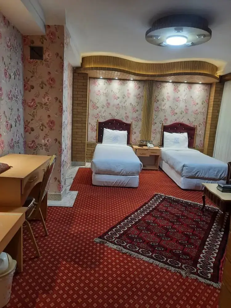 اتاق دوتخته برای یک نفر