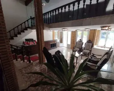 هتل نصر کارمانیا - بندانگشتی 2
