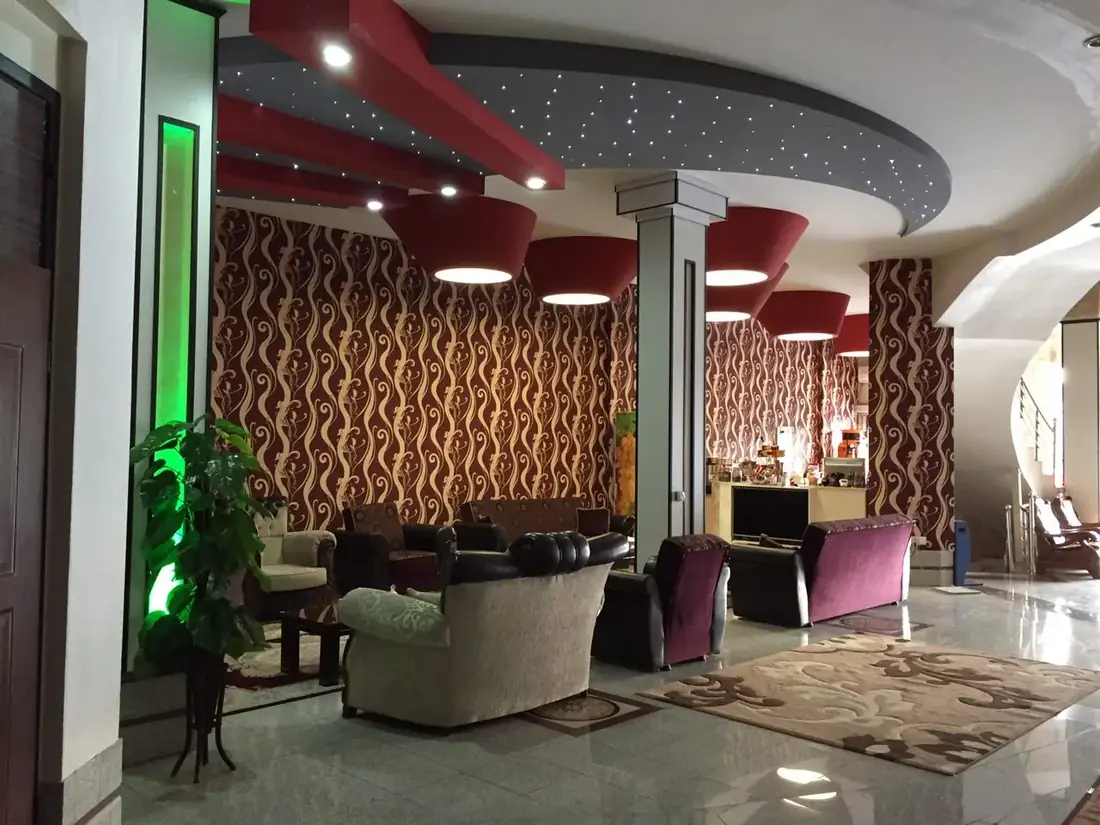هتل زمرد خوی - بندانگشتی 2