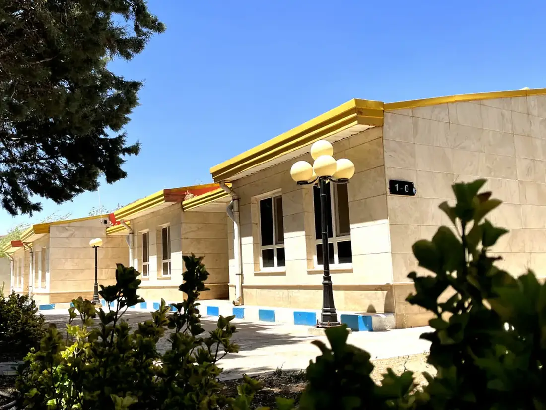هتل آبگرم محلات - بندانگشتی 2