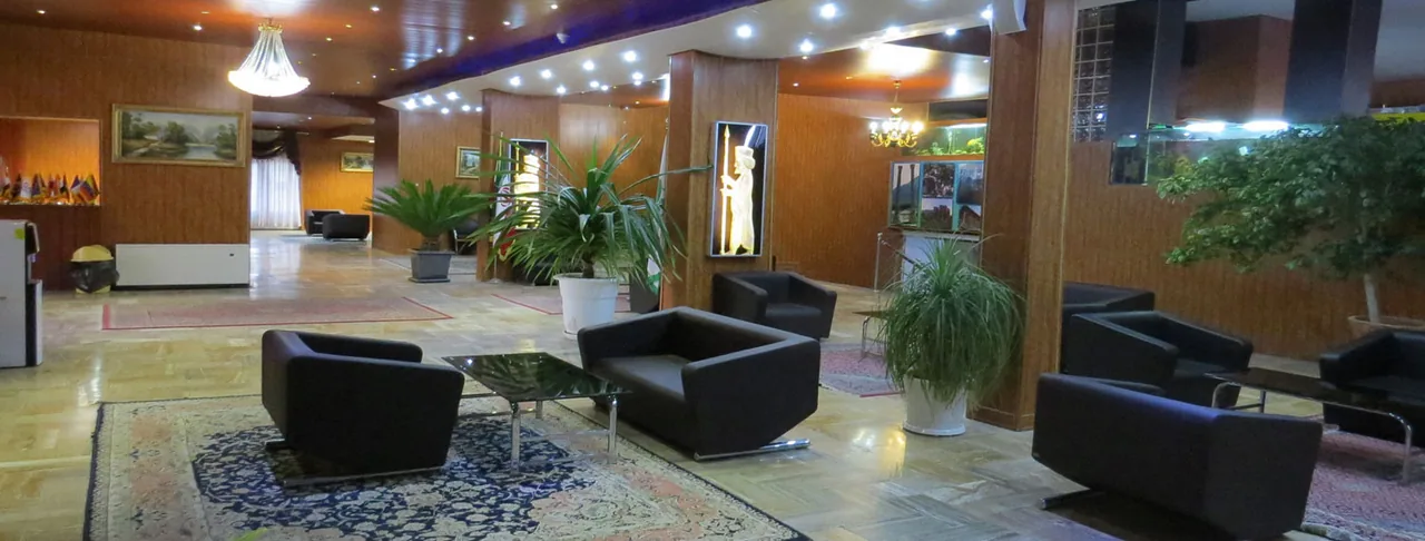 هتل آبگرم محلات - بندانگشتی 3