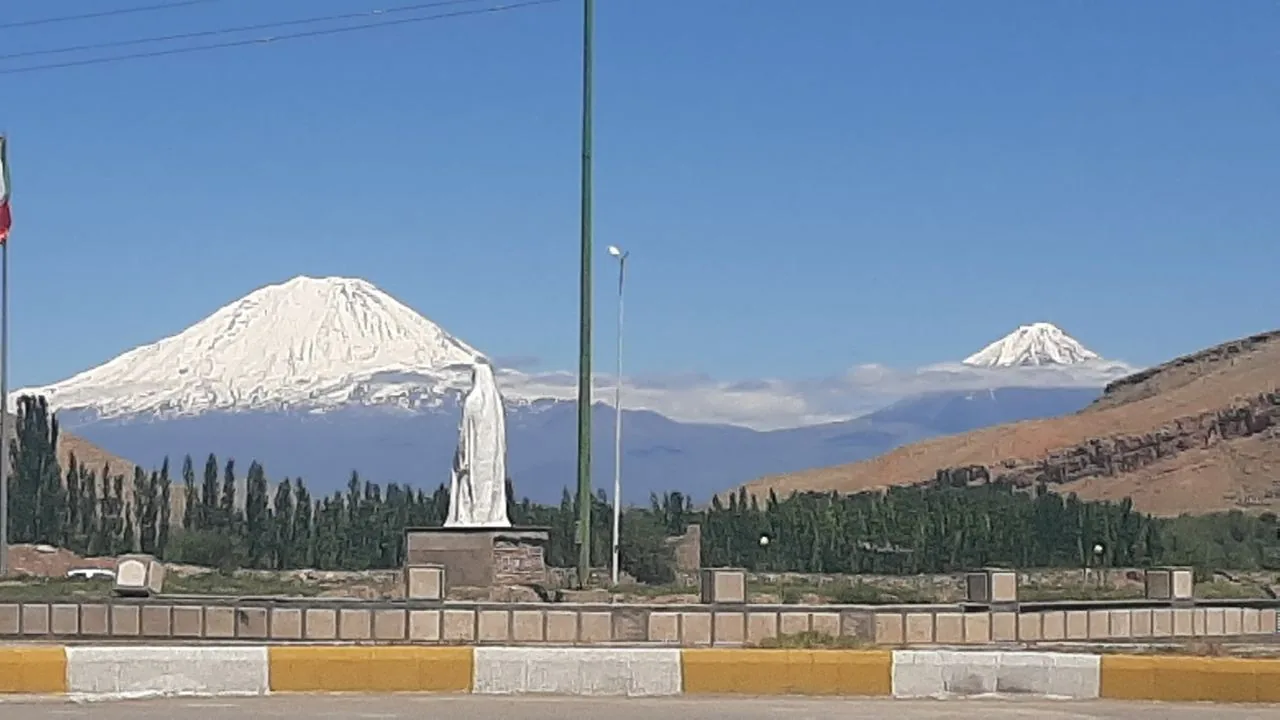 هتل ماکو ماکو - بندانگشتی 2