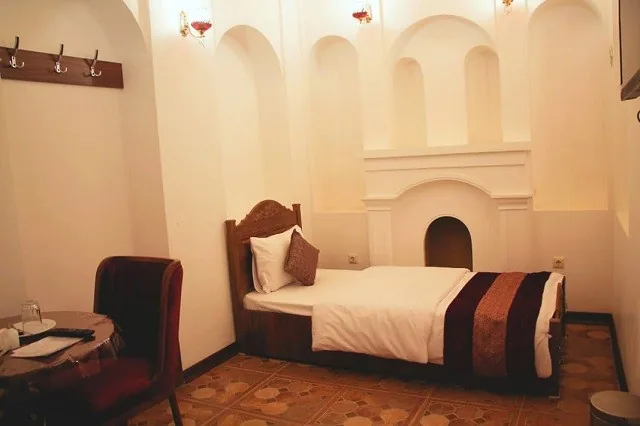 اتاق یک تخته