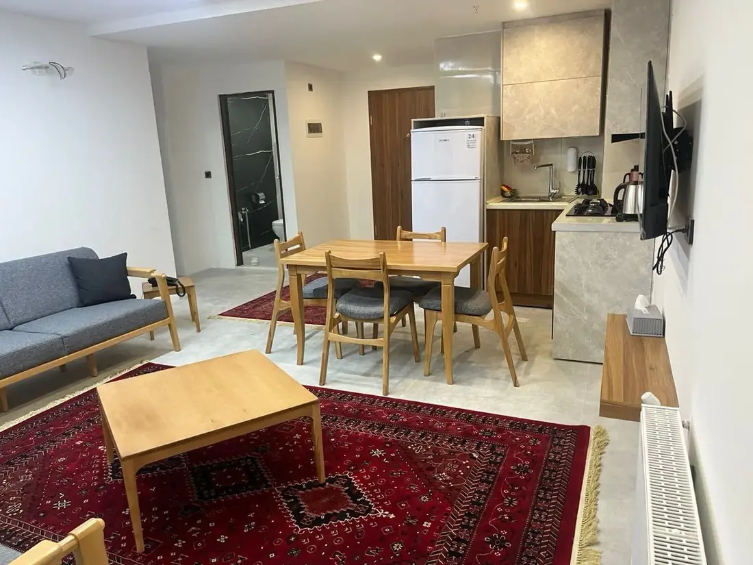 هتل آپارتمان رسام شیراز - بندانگشتی 3