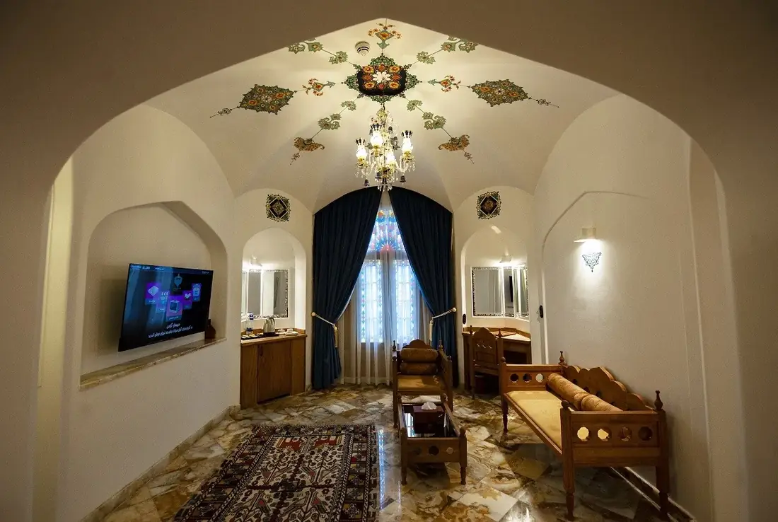 سوئیت رویال دوتخته معمولی ملوکانه
