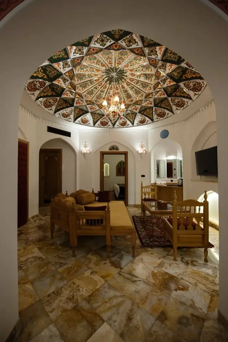 سوئیت رویال بزرگ دوتخته کرسی نشین دلربا