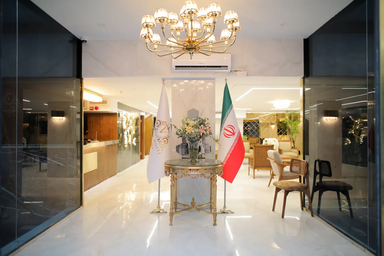 هتل ورسای تهران - بندانگشتی 3
